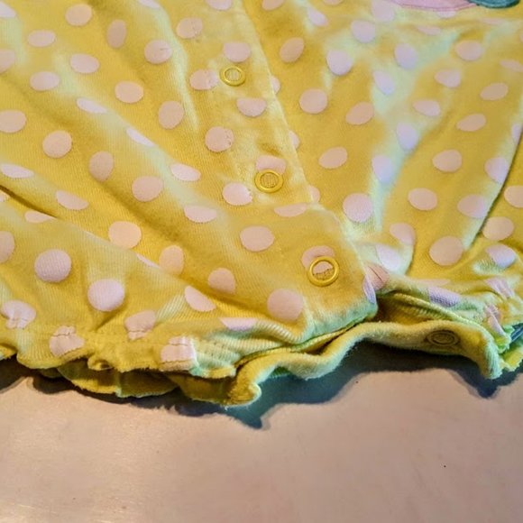 **4/$20: Carters Yellow Dot Snap Onesie Romper,12m - Picture 3 of 4